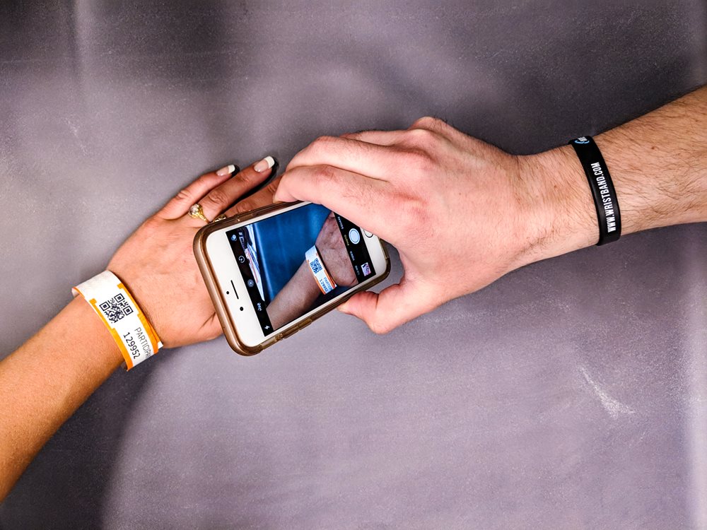 IMG_20190506_135539-2.jpg Tyvek Wristbands with QR Codes