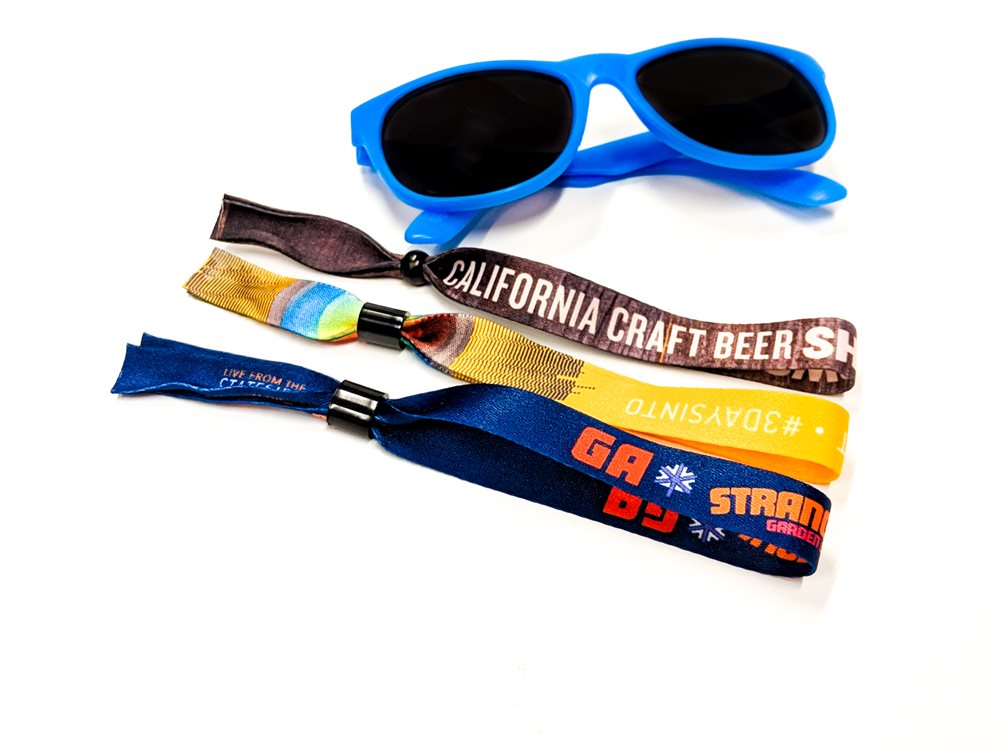 cloth-bracelets.jpg fabric wristbands