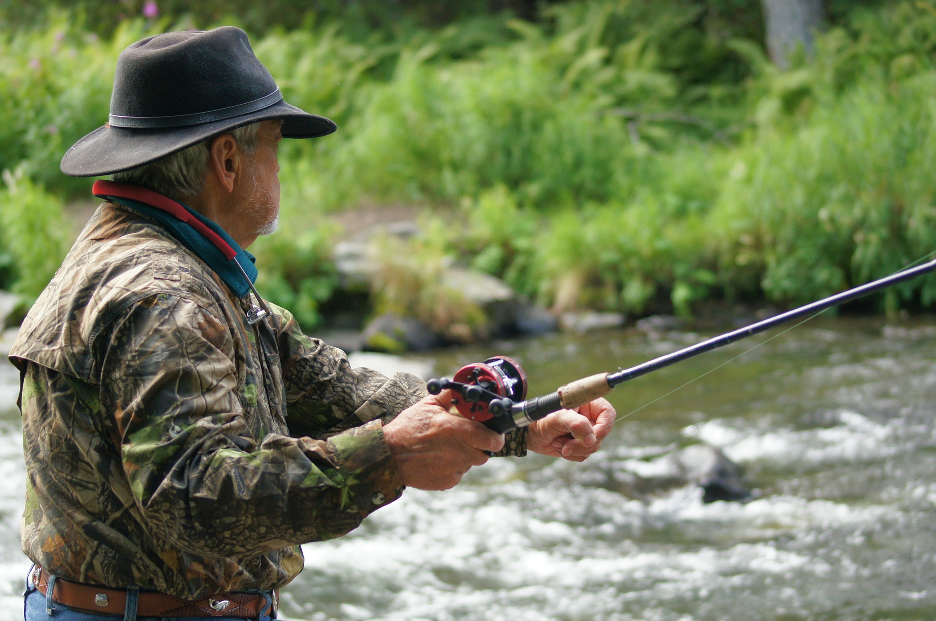 fisherman-585707_1920.jpg fisherman-585707_1920.jpg