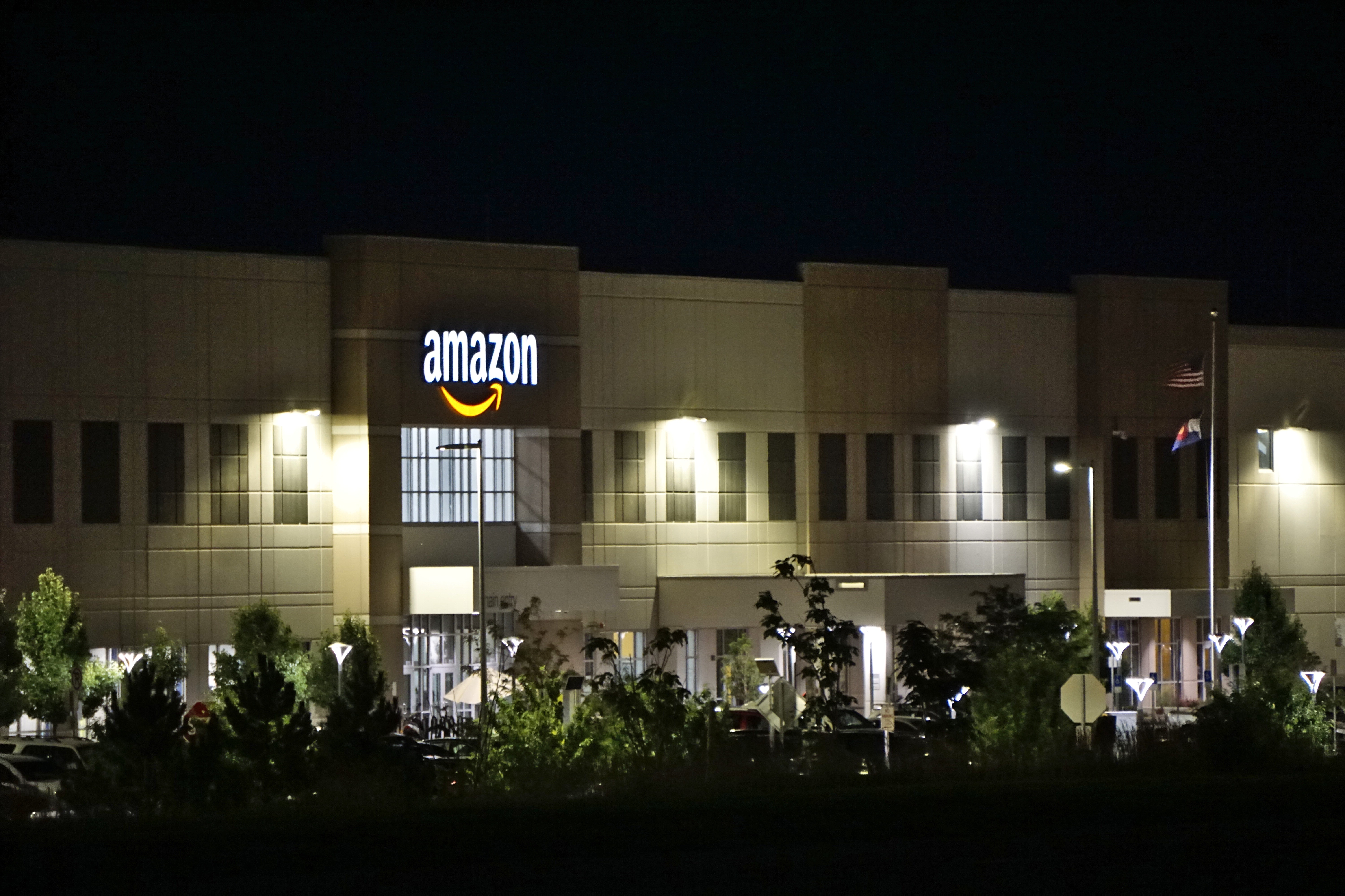 Amazon Wristbands vs. Wristband Resources™